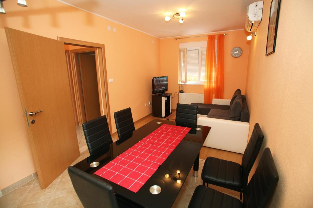 Apartmani Petra Trogir Rum bild