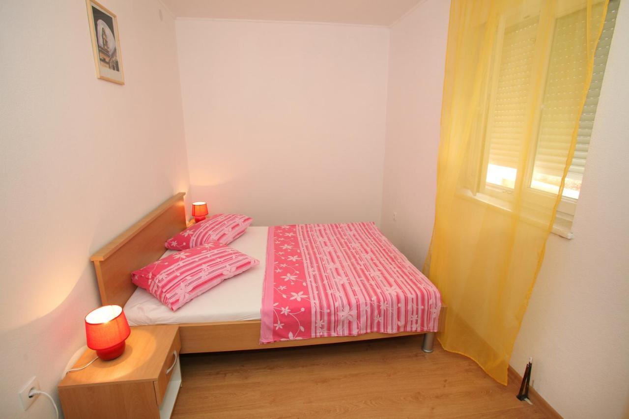 Apartmani Petra Trogir Rum bild