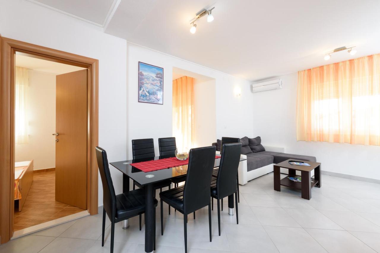 Apartmani Petra Trogir Exteriör bild