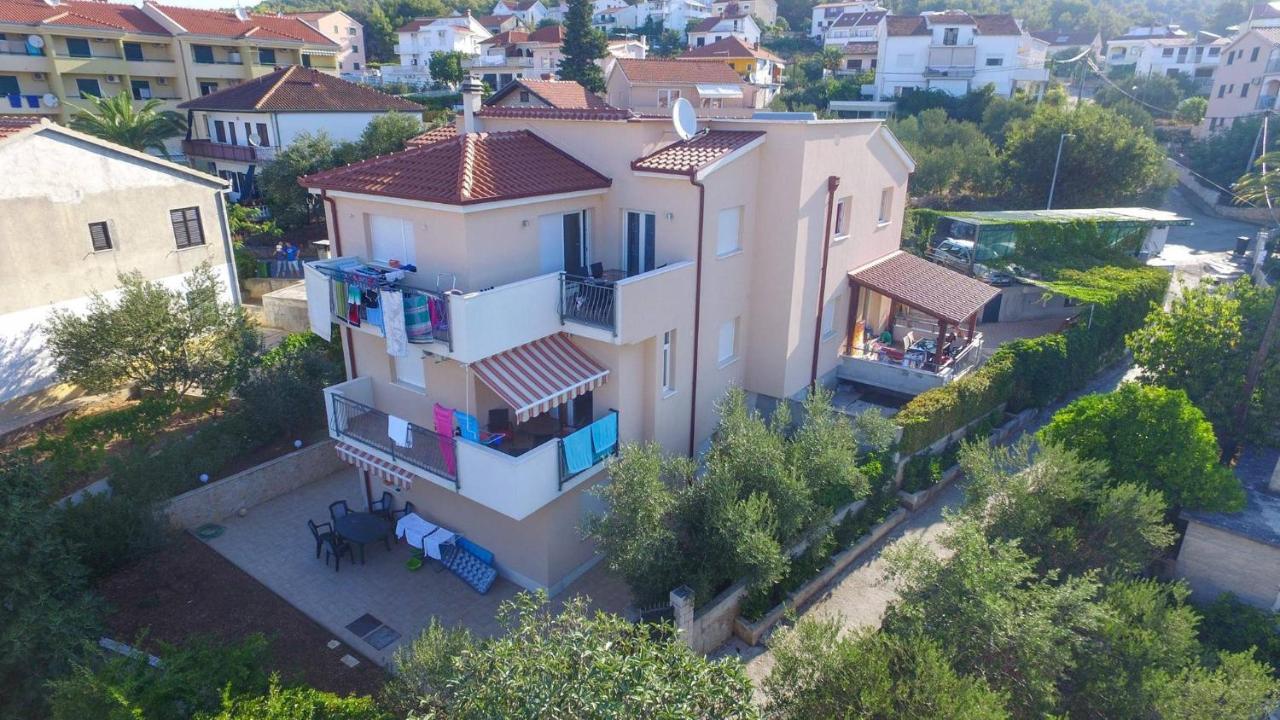 Apartmani Petra Trogir Exteriör bild