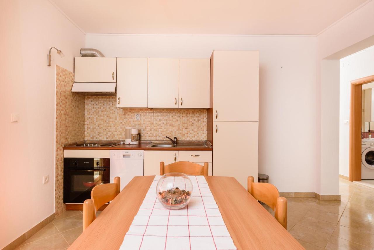Apartmani Petra Trogir Exteriör bild